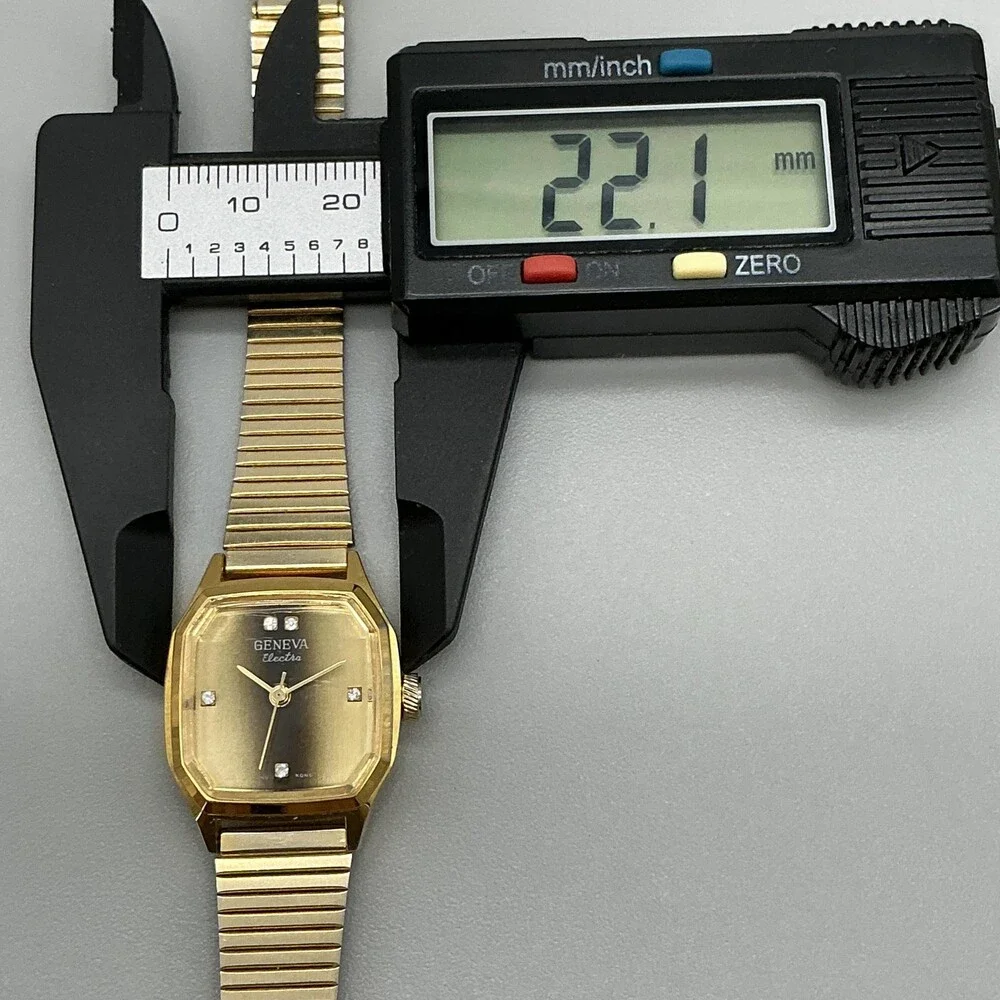 Vintage Geneva Electra Women Watch 22mm Gold Tone Adjustable Band Manual Wind